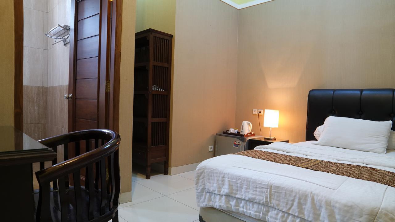 Omah Semar Homestay 요그야카르타 외부 사진